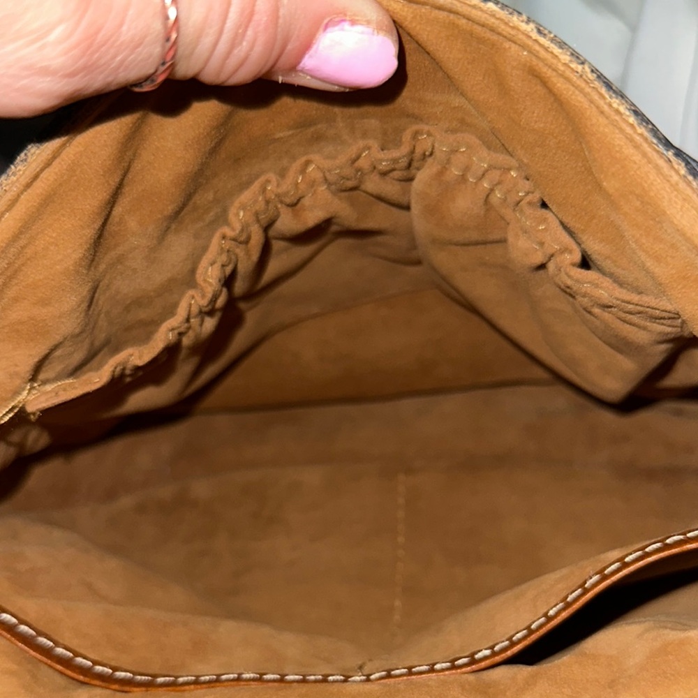 Patricia Nash Brown tan Leather Shoulder Bag lots of room no call outs nice 👍 - Picture 14 of 15